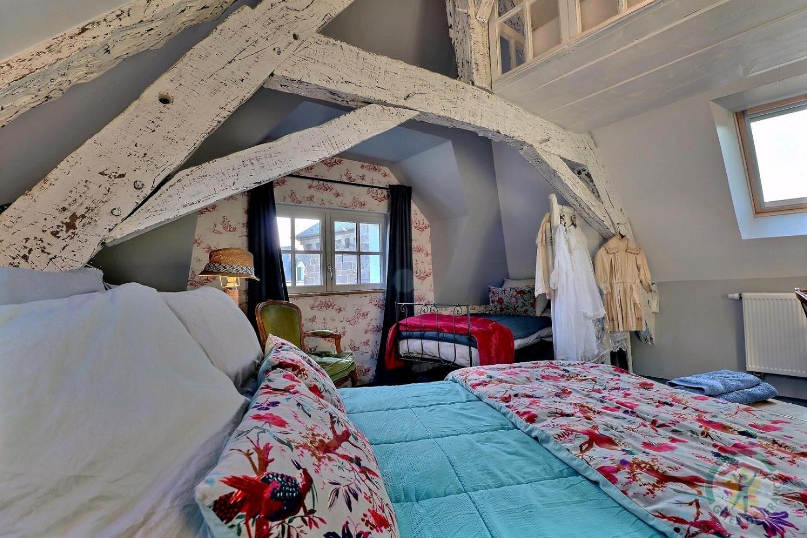 コンブール La Goutte D'Or Bed & Breakfast エクステリア 写真