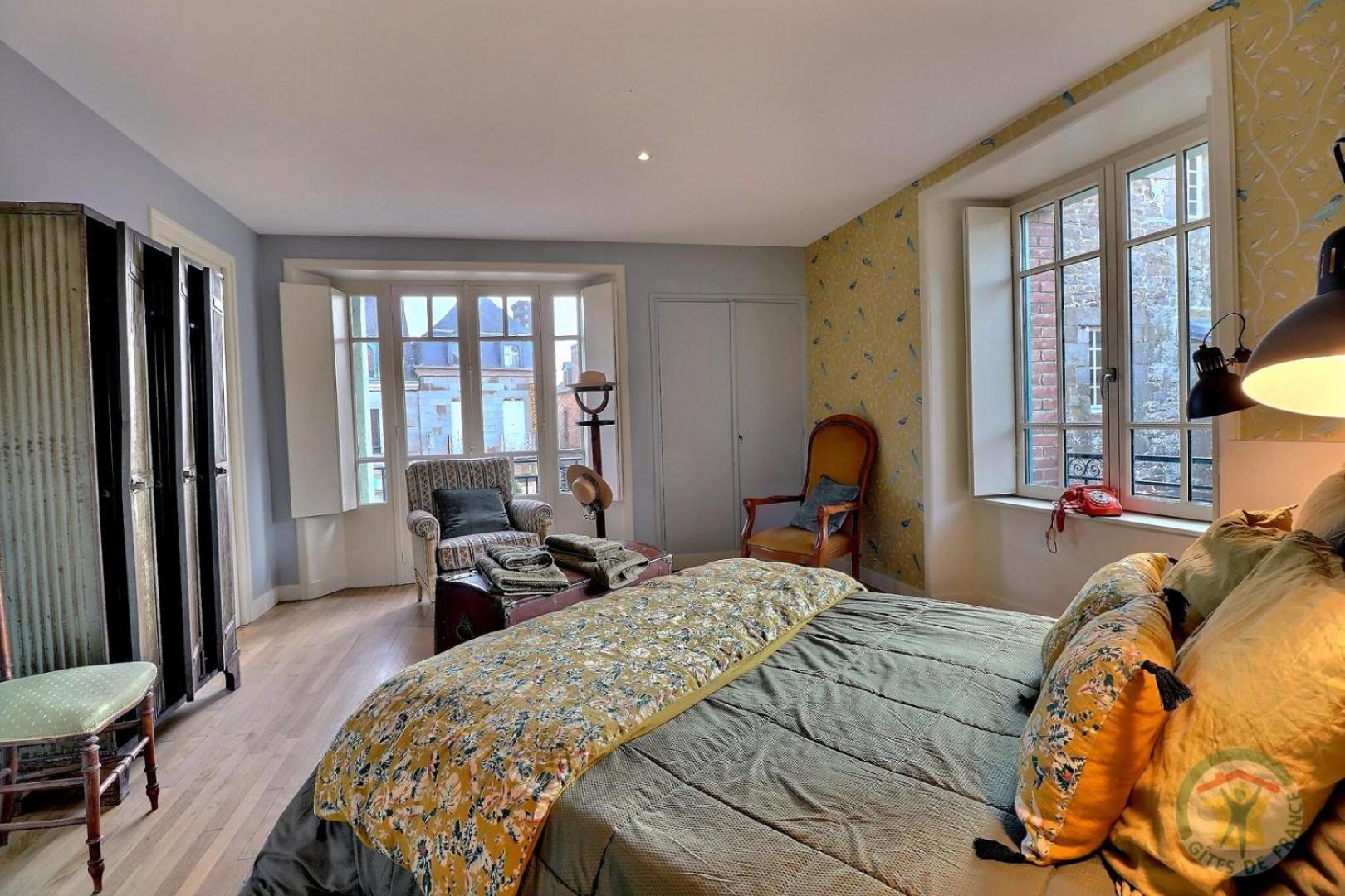 コンブール La Goutte D'Or Bed & Breakfast エクステリア 写真
